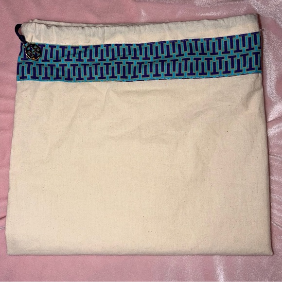 Authentic Limited Edition Tory Burch Brooke Tote “Pink Salt” 12”x 12” + Dust Bag - Picture 13 of 16